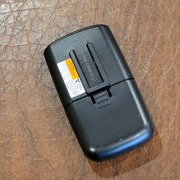 Genie GM3T (3-Button) Garage Door Gate Opener Remote - Picture 3 of 9